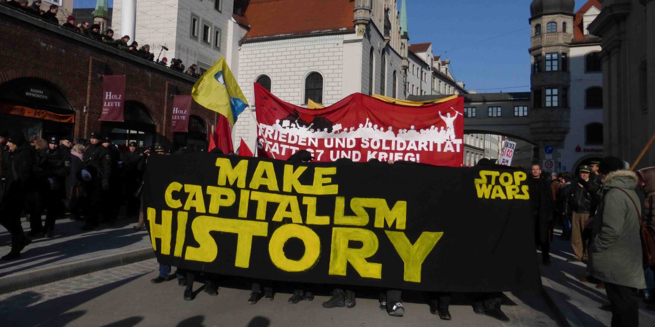 Demonstration gegen die NATO Sicherheitskonferenz in München