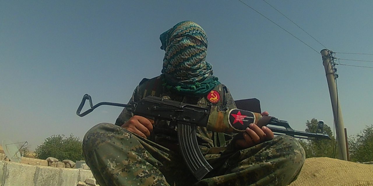 Interview mit einem Kämpfer zur Revolution in Rojava