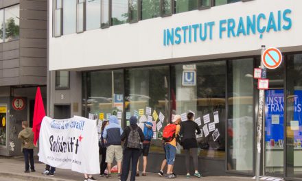 Solidarität mit den kämpfenden KollegInnen in Frankreich