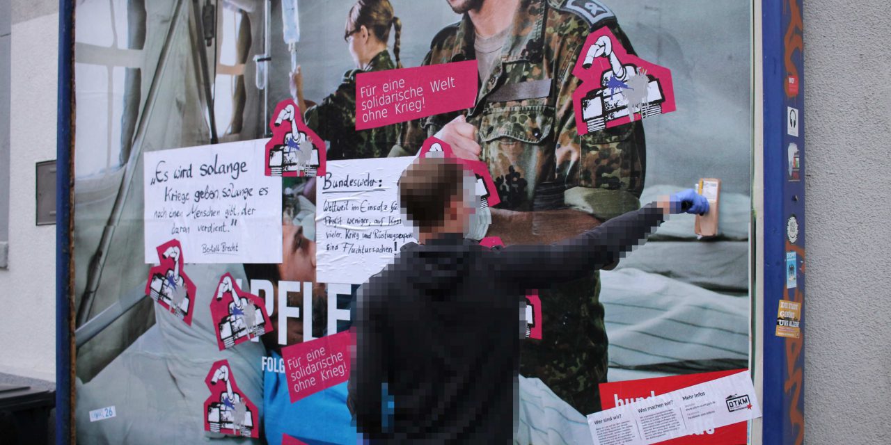 Bundeswehrplakat umgestaltet