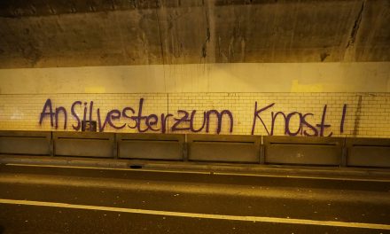 Mobivideo: Solidarität ist unsere Waffe – Silvester zum Knast!