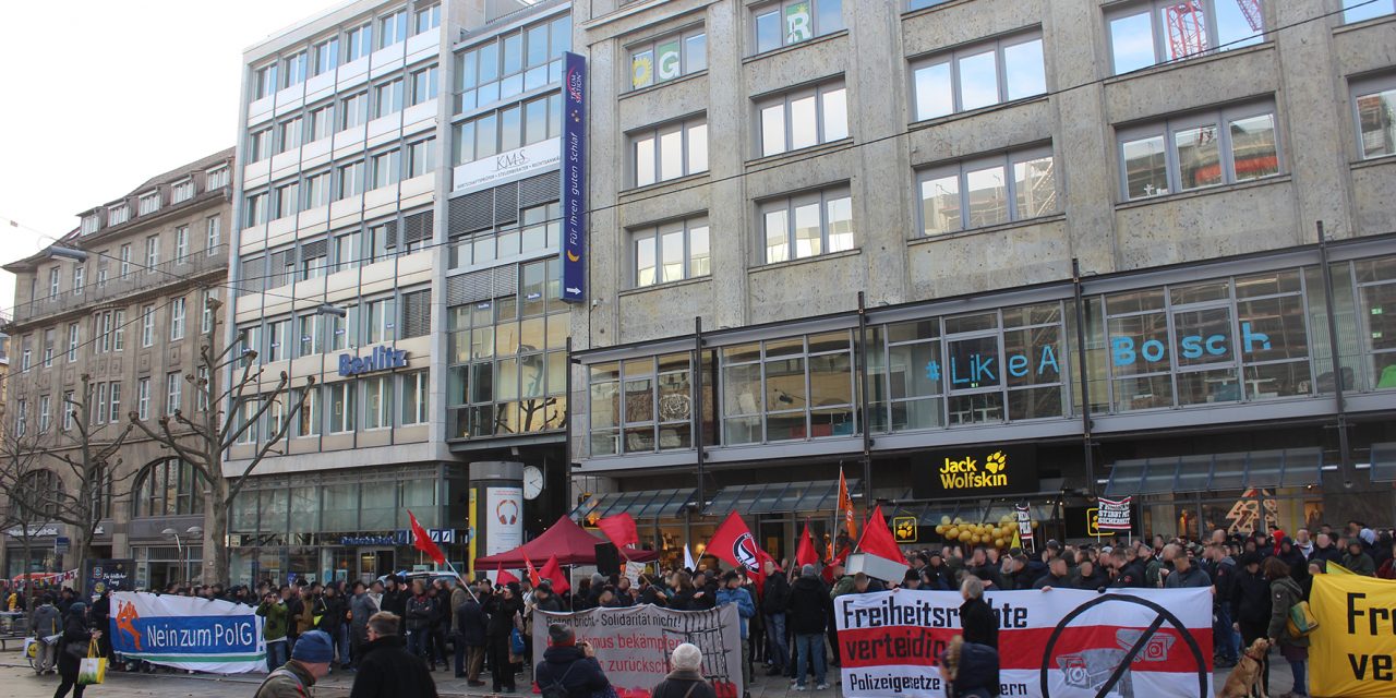 Kundgebung vor Landesgeschäftsstelle der Grünen