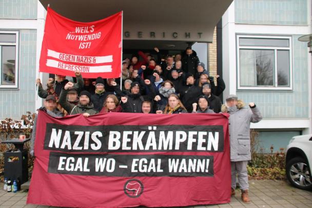 Prozessbericht: Antifaschisten zu Bewährungsstrafen verurteilt