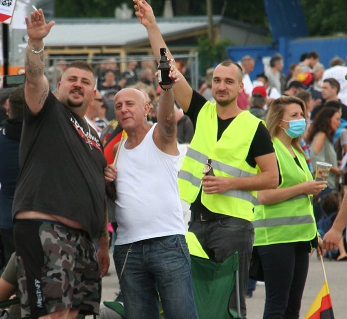 Nazis bei Querdenken711 Kundgebungen in Stuttgart