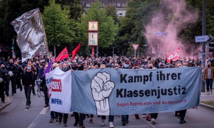 Razzia gegen Roten Aufbau – Solidarität mit den GenossInnen