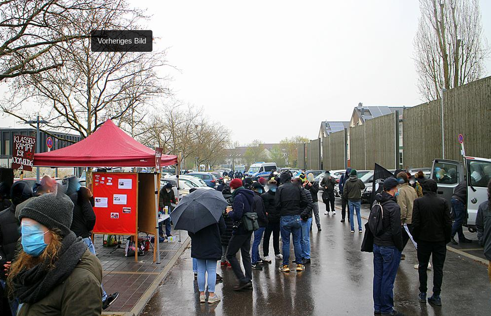 Über 100 Menschen bei solidarischer Prozessbegleitung