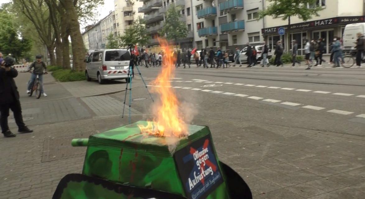 Offensive gegen Aufrüstung – Klassenkampf statt Burgfrieden!